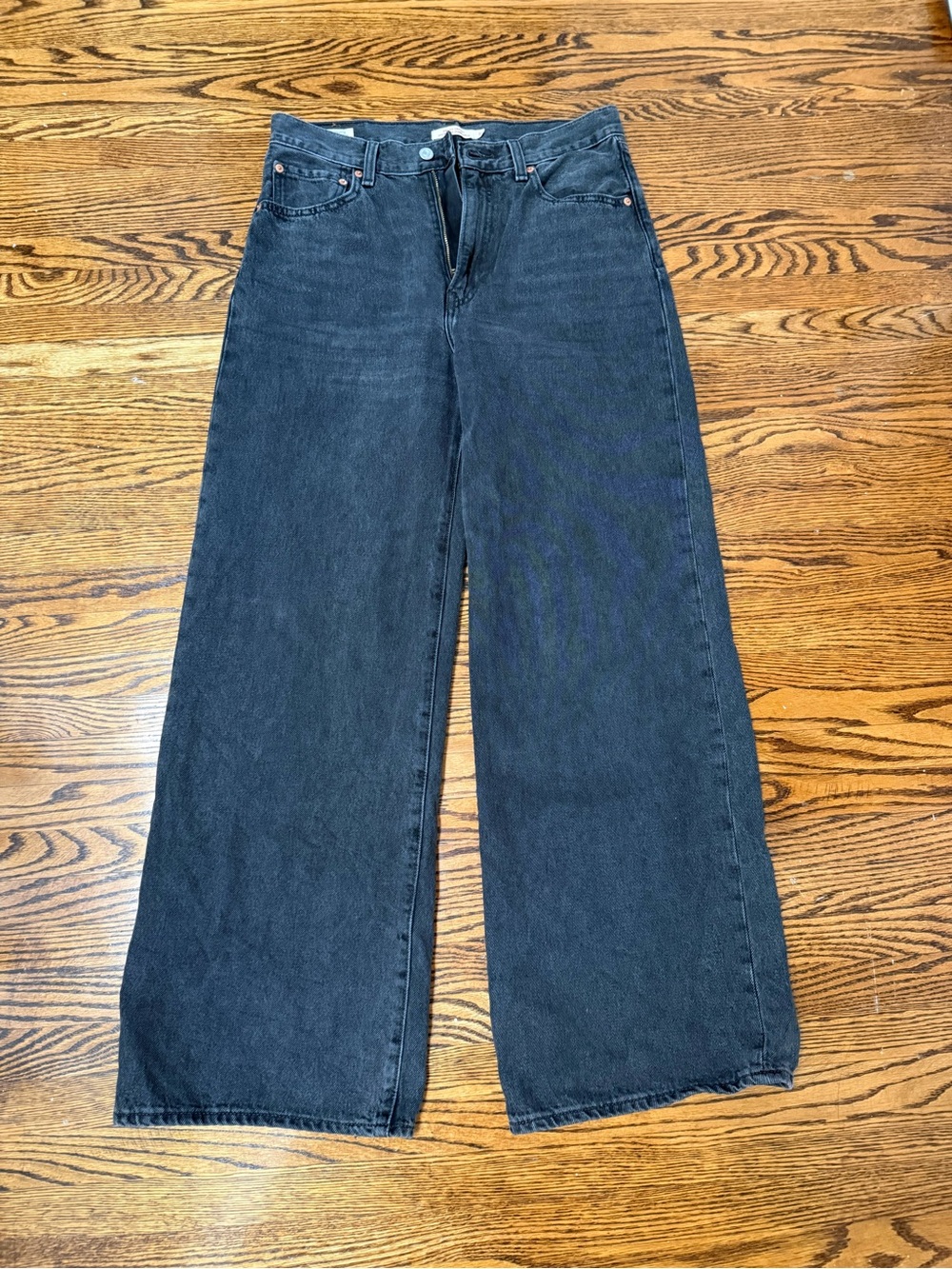 Levi’s ribcage wide leg jeans size 30 x 30